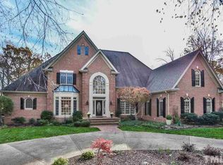 11107 Governors Dr, Chapel Hill, NC 27517