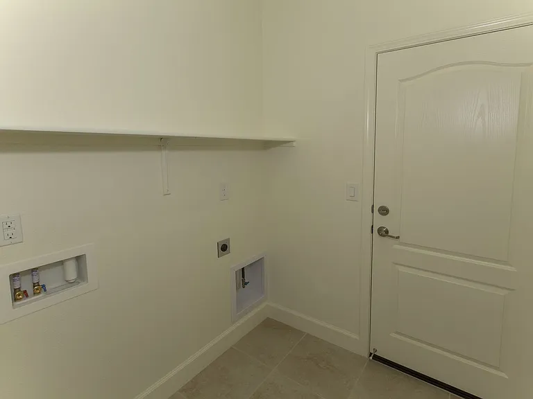 7365 Overture Dr — Photo 12