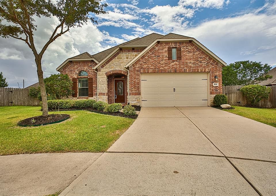 1st image of 810 Jetty Cove Ct