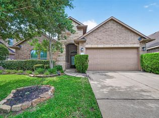 111 Pheasant Run Dr, Conroe, TX 77384