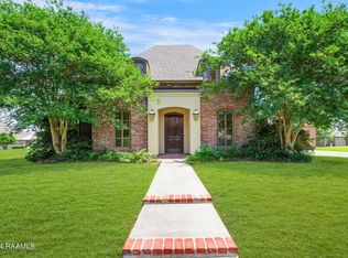 16 Shadow Bnd, New Iberia, LA 70563