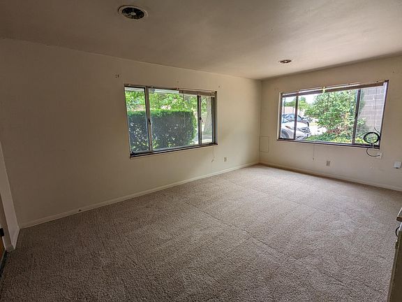 2nd image of 18801 Hilliard Blvd #1
