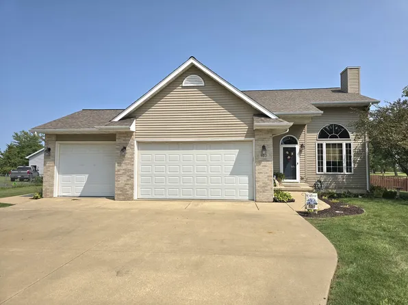 102 N 6th St, Ashkum, IL 60911