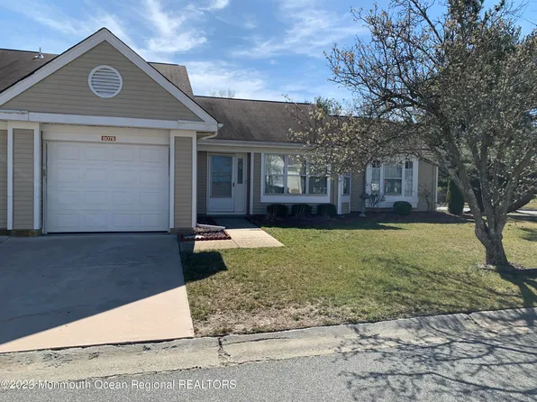 1107B Buckingham Drive, Manchester, NJ 08759