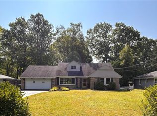 4021 Riverside Dr, Youngstown, OH 44511