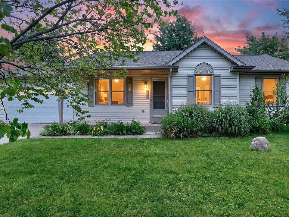1st image of 65652 Buttercup Ave