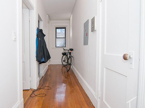 4th image of 1254 Commonwealth Ave APT 24A
