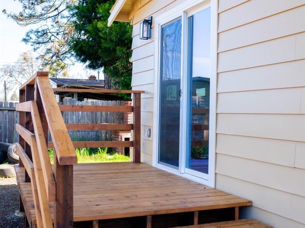 1206 Magnolia St, Willits, CA 95490