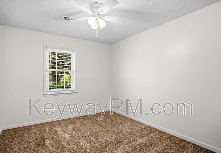 3420 Linderwood Dr — Photo 24