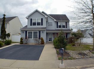 14 Lena Ct, Bayville, NJ 08721
