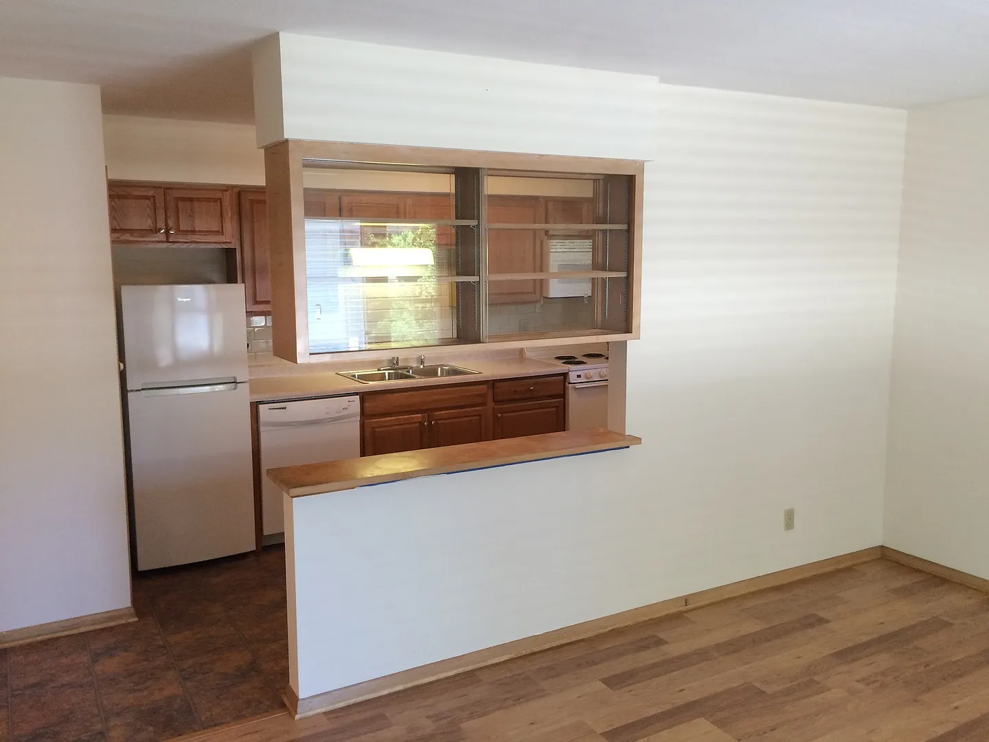 4351 Drew Ave — Photo 3