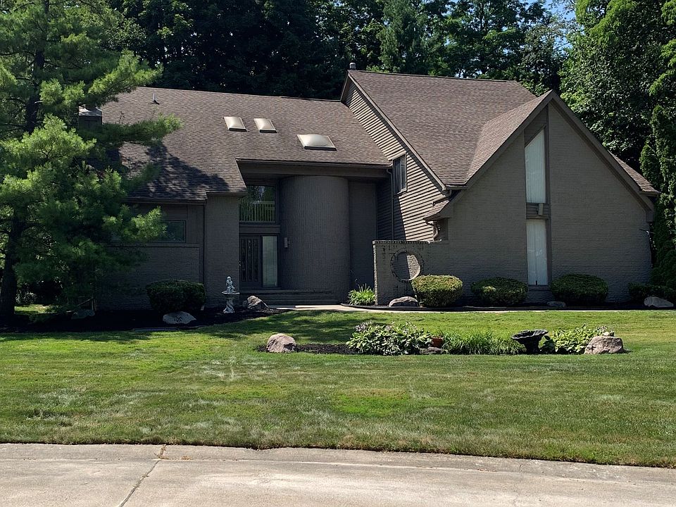 2nd image of 29821 Briarwood Ct