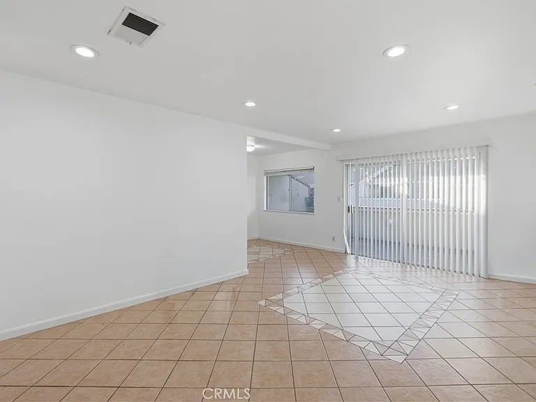 1250 S Brookhurst St #2058 — Photo 5