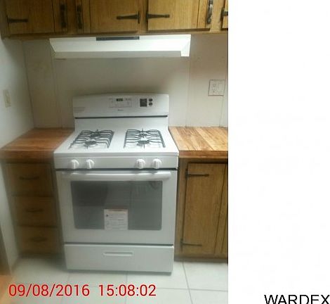 3rd image of 665 Mead Ln