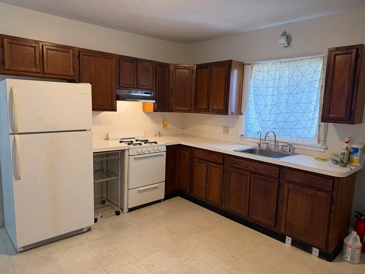 2 bed, 750 sqft, $1,850 — Photo 2