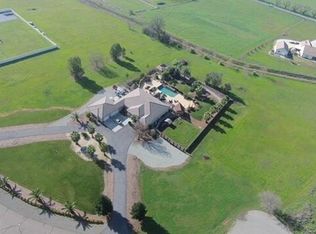 7676 Mohegan Ct, Redding, CA 96002