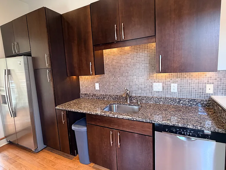 1315 Wolf St #2 — Photo 2