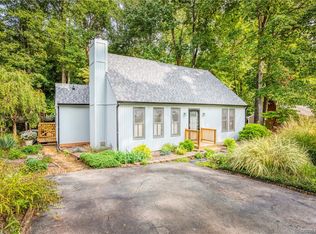 12312 Deerhurst Dr, Midlothian, VA 23113