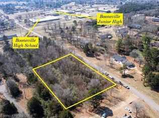 1450 N Plum St, Booneville, AR 72927