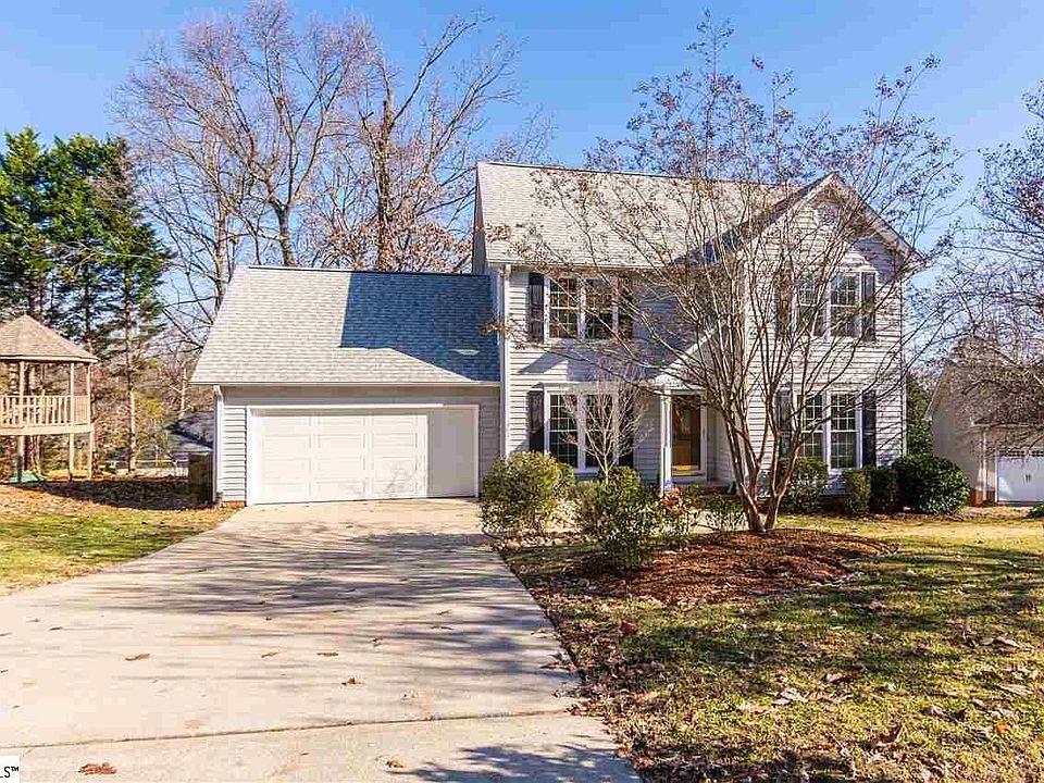 1st image of 107 Wolf Creek Ct