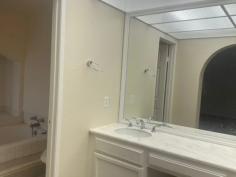 14430 Pickwick Ln — Photo 44