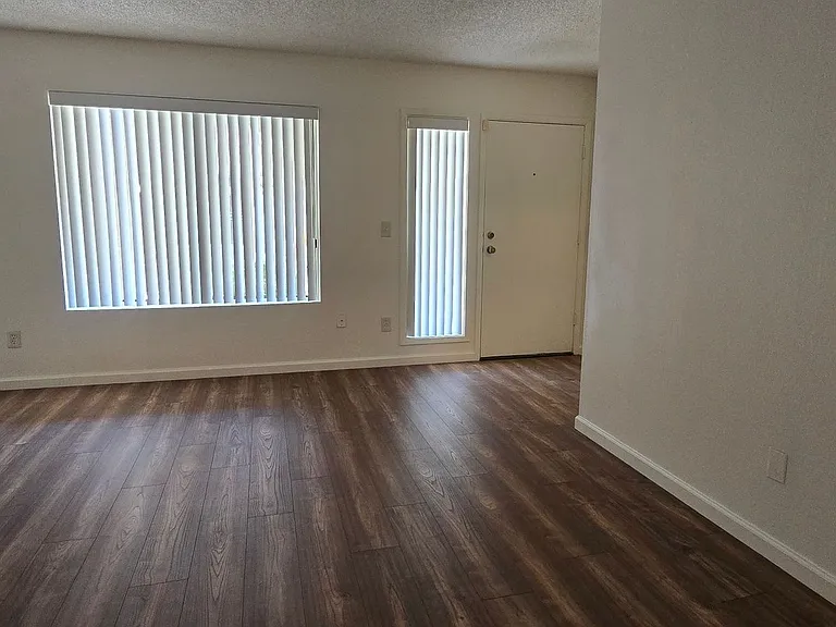 16510 E Palisades Blvd #6 — Photo 5