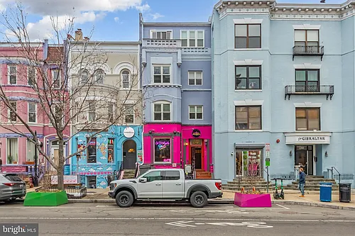 2307 18th St NW #2 Photo 1