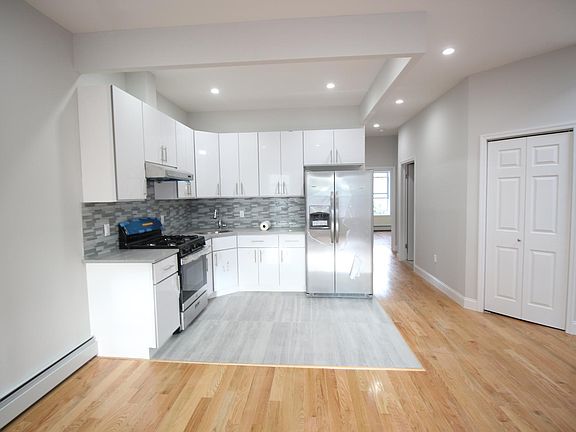 2nd image of 8715 126th St