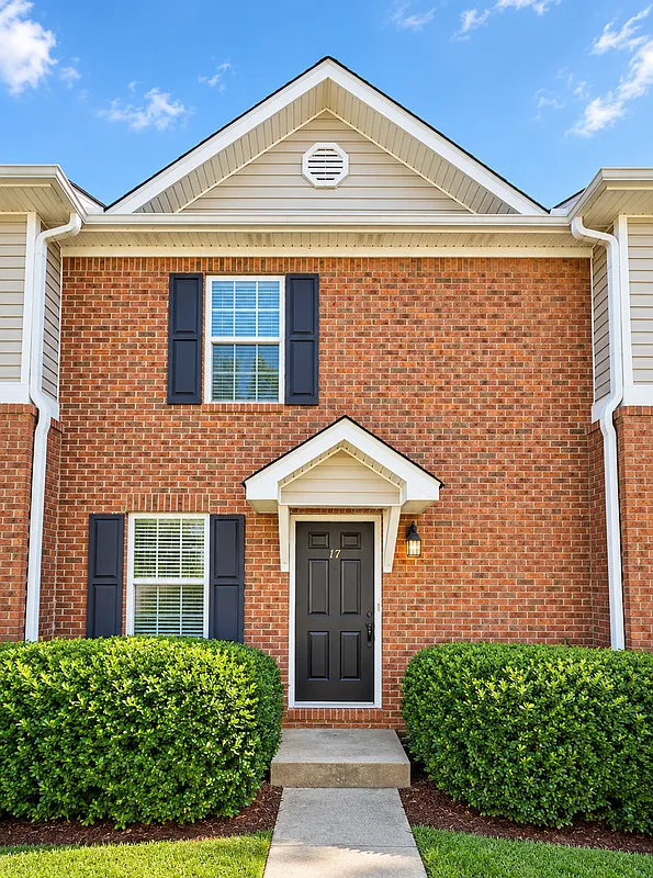 2 bed, 2.5 bath, 1320 sqft, $1,395 — Photo 1