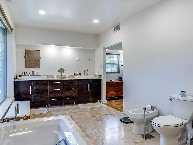 7350 Fieldgate Dr — Photo 21