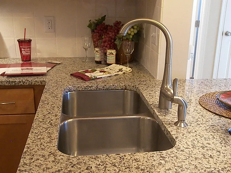 Brooks Edge Apartments — Photo 26