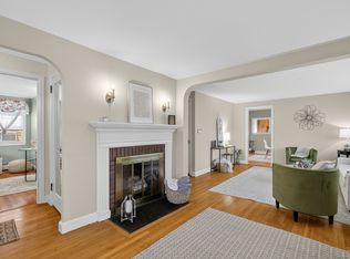 52 Lincoln St, Cromwell, CT 06416