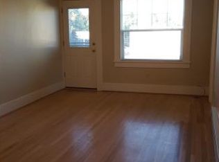 709 N Rosa Parks Way APT 2, Portland, OR 97217