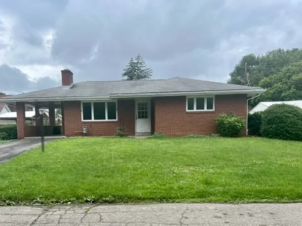 410 Oakland St, Ellwood City, PA 16117