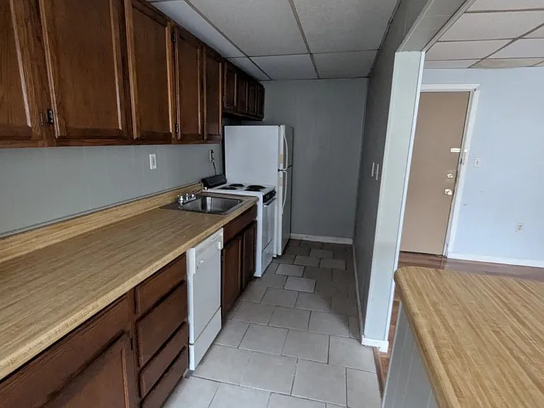 415 S Broadway St #3 — Photo 14
