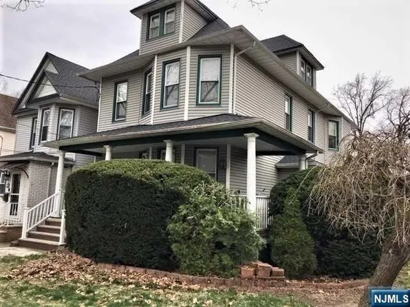 52 7th St, Ridgefield Park, NJ 07660