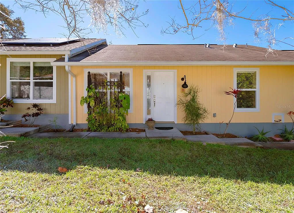 2 bed, 1.0 bath, 1100 sqft, $1,995 — Photo 1