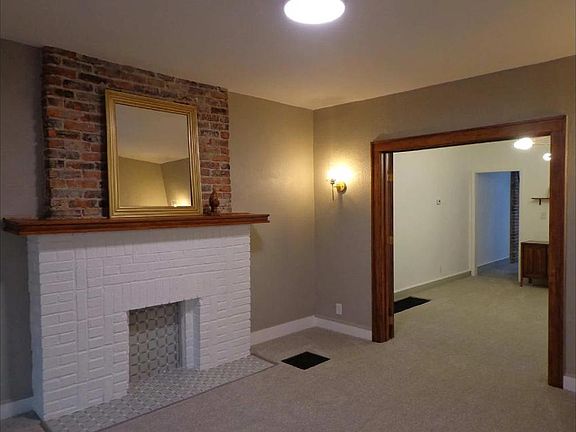 3rd image of 671 Frebis Ave
