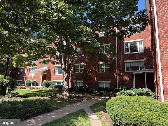 2nd image of 1304 N Meade St #Eng4