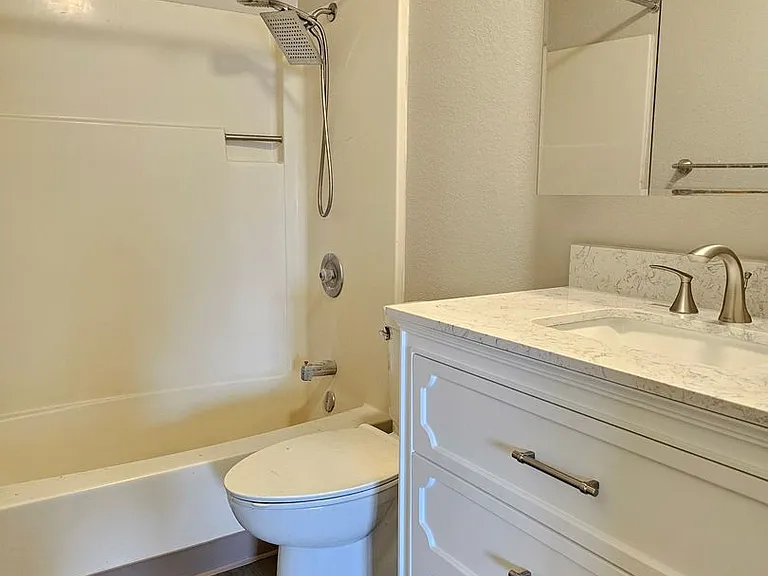 3643 Gypsum Rd — Photo 7