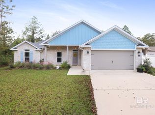 32838 Yaupon Dr, Lillian, AL 36549