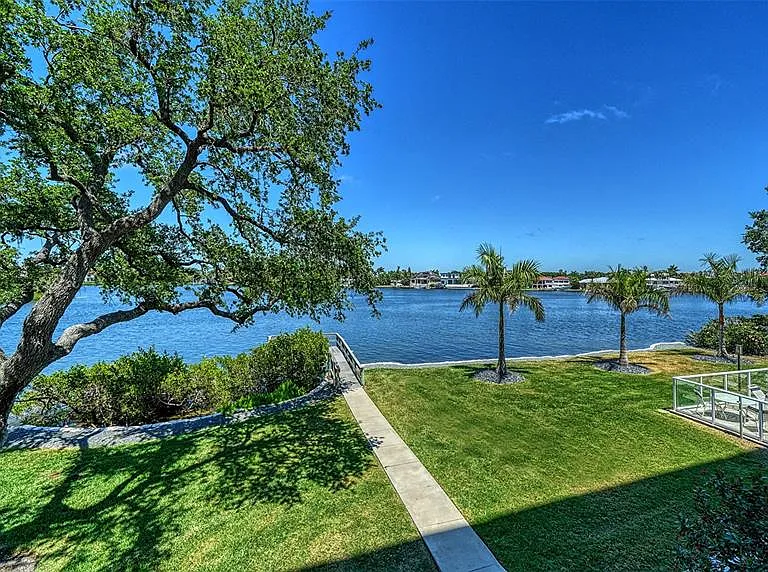 1355 S Portofino Dr #103 — Photo 17