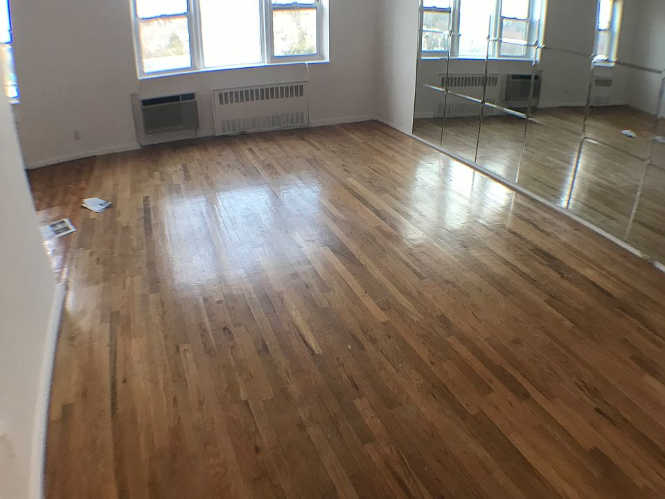 1st image of 840 McLean Ave #5