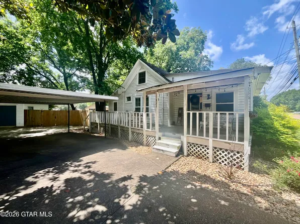 525 Whitfield St, Starkville, MS 39759