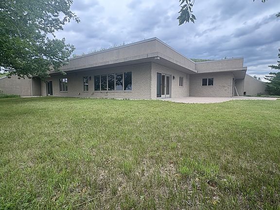 3rd image of 2244 Road 3300