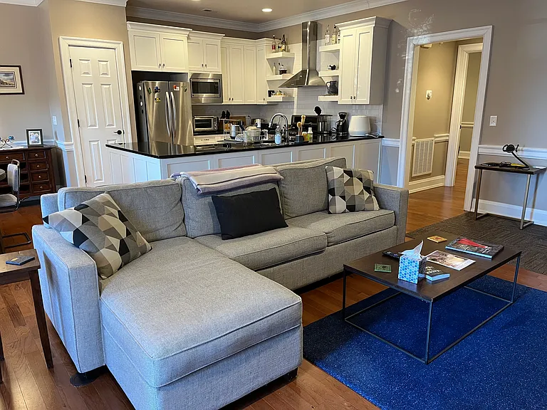 275 Glade View Ct — Photo 20