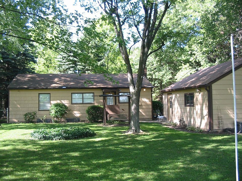 2nd image of 3725 W 98th St