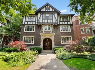 1633 Hinman Ave APT 1, Evanston, IL 60201