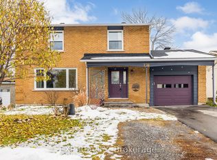 130 Banning Rd, Ottawa, ON K2L 1C4