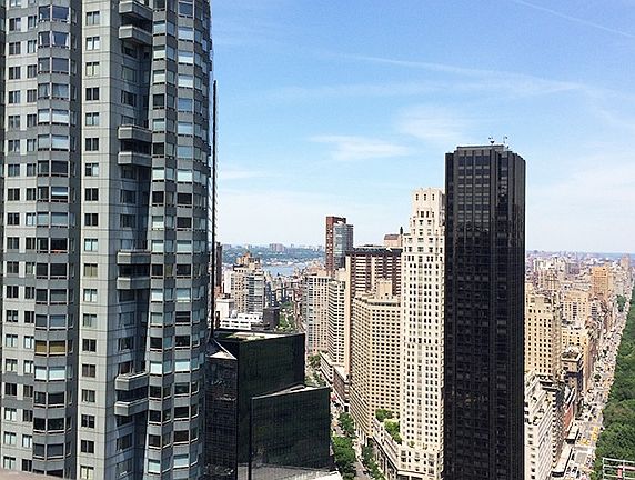 3rd image of 235 W 56th St APT 23P